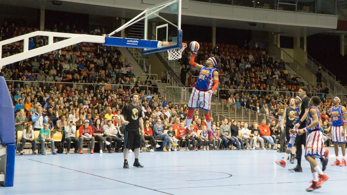 O Fotomagazin / Harlem Globetrotters in der TipsArena 2016